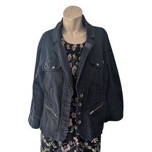 Casual jacket with multiples Pockets, ptp 23", 3/4 sleeves